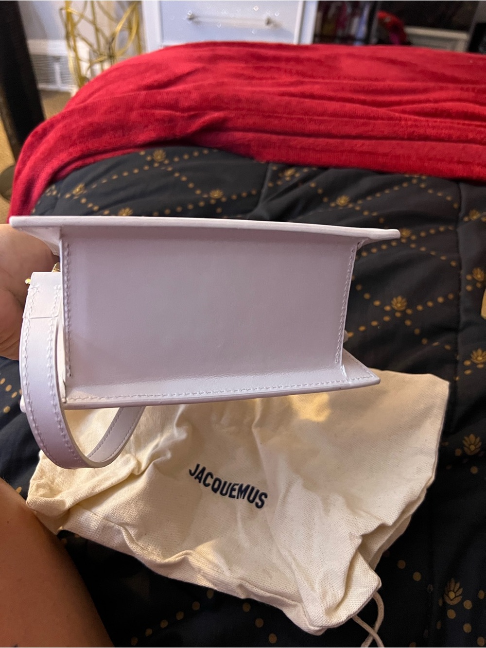 Jacquemus White Le Chiquito Mini Top-Handle Bag with Gold Logo - Picture 5 of 8